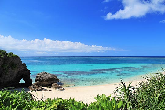 池間島 イキヅービーチとハート岩