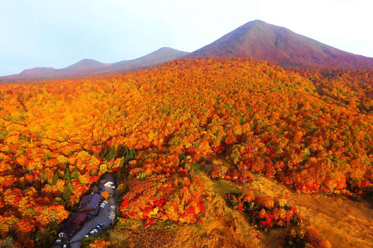 日本三秘湯　谷地温泉