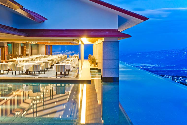 赤倉観光ホテル