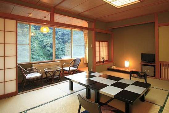 【源泉かけ流しの宿】会津芦ノ牧温泉　不動館小谷の湯