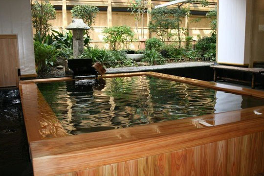 博多 由布院・武雄温泉 万葉の湯