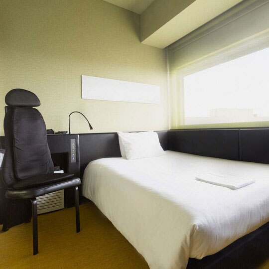 レム新大阪 客室