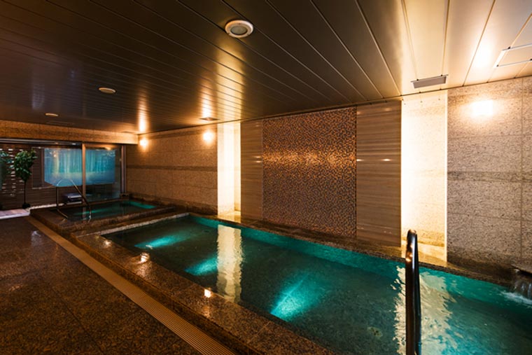 スーパーホテルＰｒｅｍｉｅｒ東京駅八重洲中央口　八重桜の湯（旧Ｌｏｈａｓ東京駅八重洲中央口）