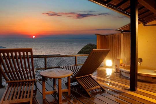 西伊豆土肥温泉　森の入り江の離れ宿　無雙庵　枇杷