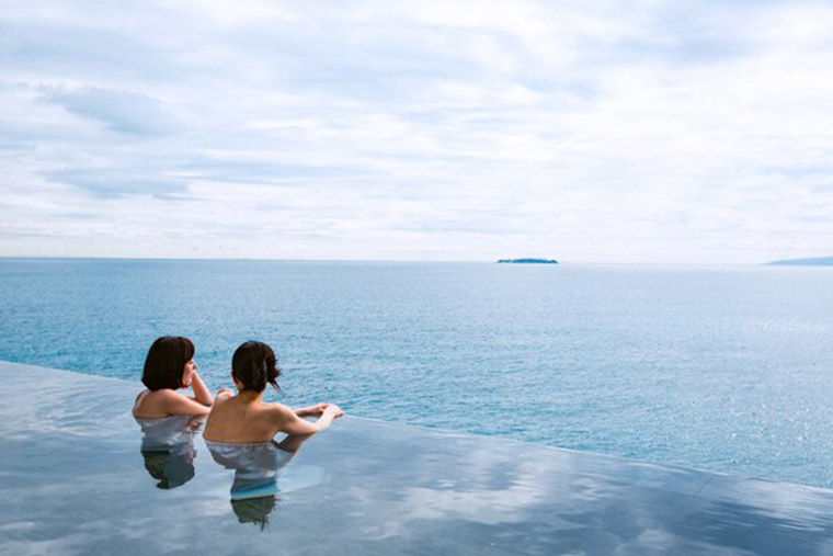 熱海温泉 ホテルニューアカオ ロイヤルウイング