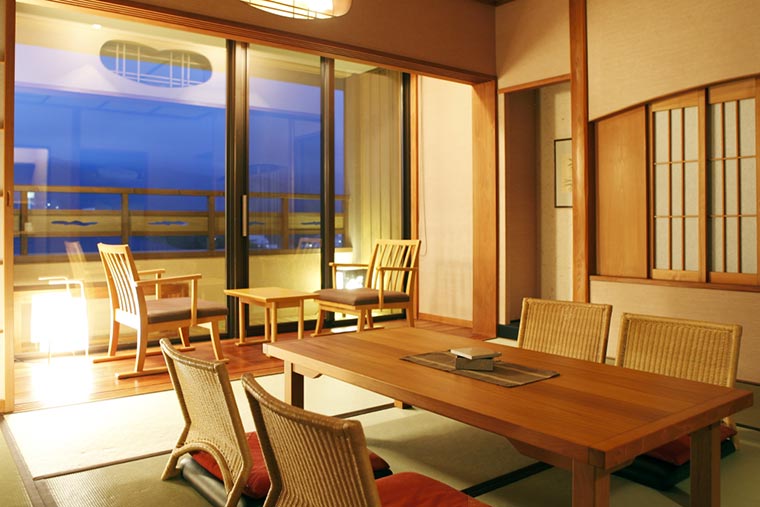 草津温泉　湯宿　季の庭