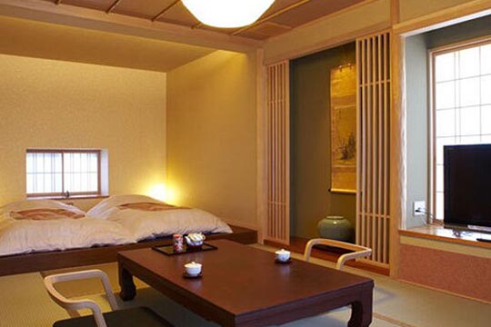 箱根湯本温泉　庭園露天を味わう宿　湯さか荘