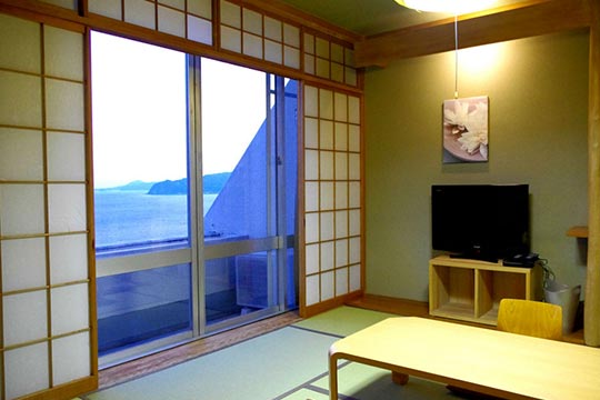 ブリーズベイシーサイドリゾート熱海（ＢＢＨホテルグループ）