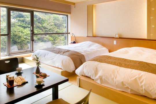 奥道後　壱湯の守（いちゆのもり）