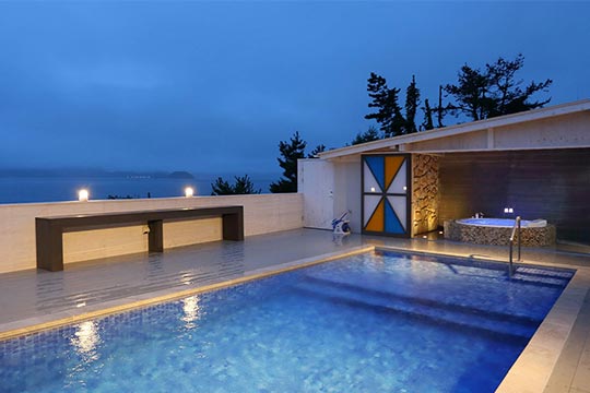 天然温泉＆プライベートSPA　瑠璃浜