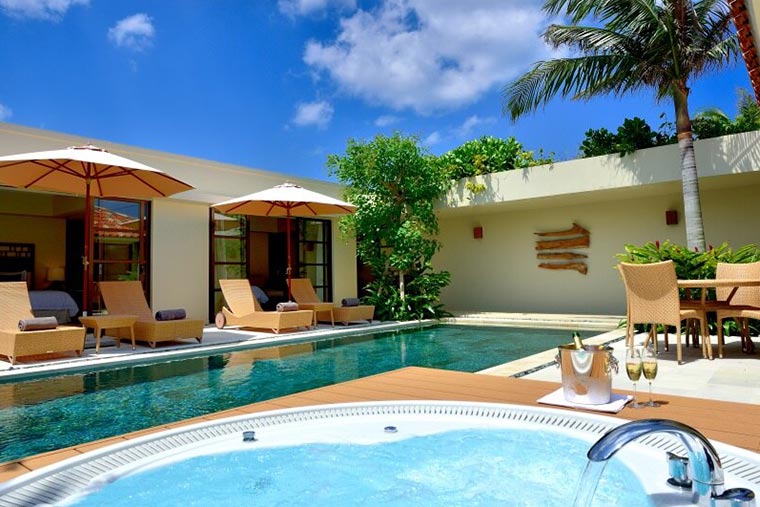 ジ・ウザテラス　ビーチクラブヴィラズ