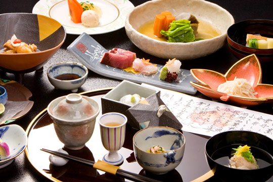 箱根芦ノ湖温泉 和心亭 豊月