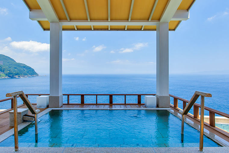 伊豆稲取温泉 食べるお宿 浜の湯