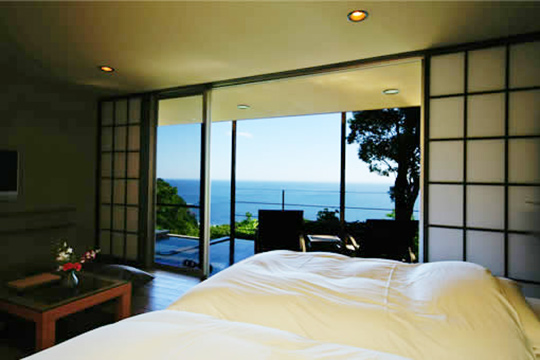 源泉と離れのお宿 月