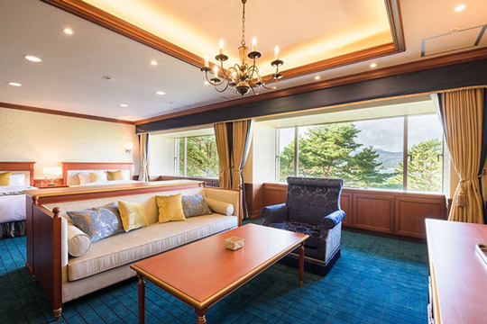 裏磐梯レイクリゾート　迎賓館　猫魔離宮（旧：裏磐梯猫魔ホテル）