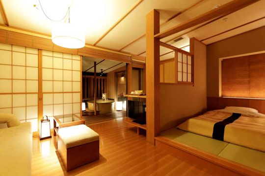 箱根湯本温泉　ホテル南風荘