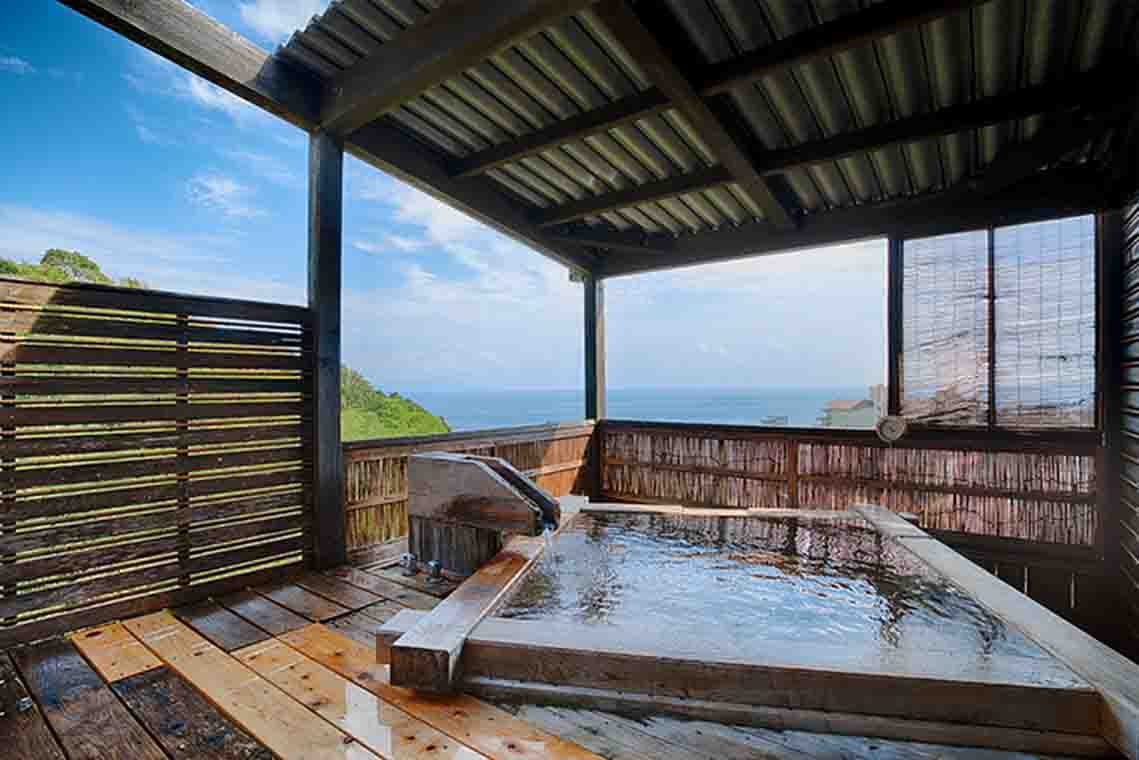 創作料理が自慢の宿　会津　喜多方　熱塩温泉　山形屋