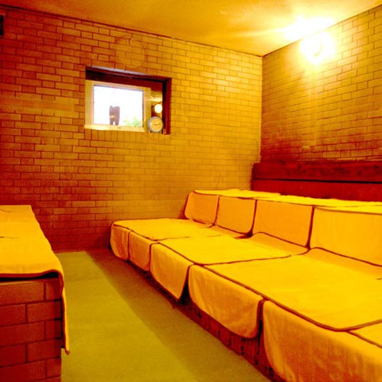 八尾天然温泉　八尾グランドホテル