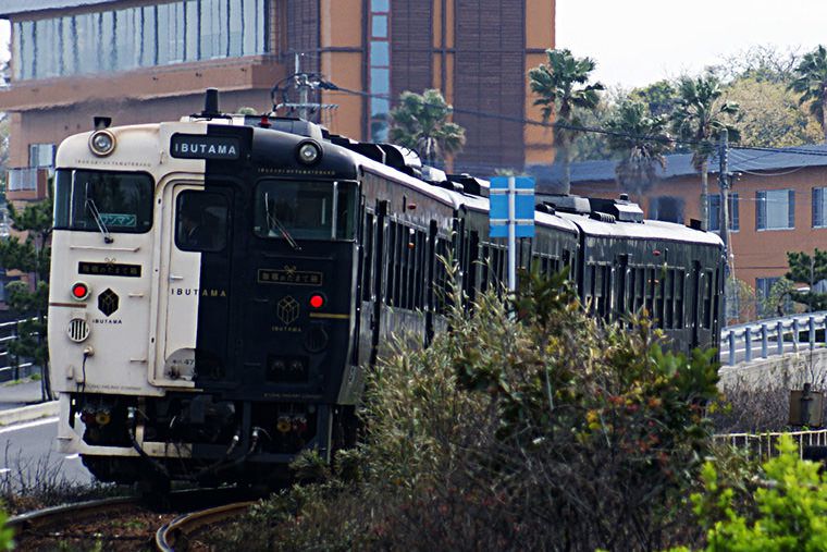 特急指宿のたまて箱