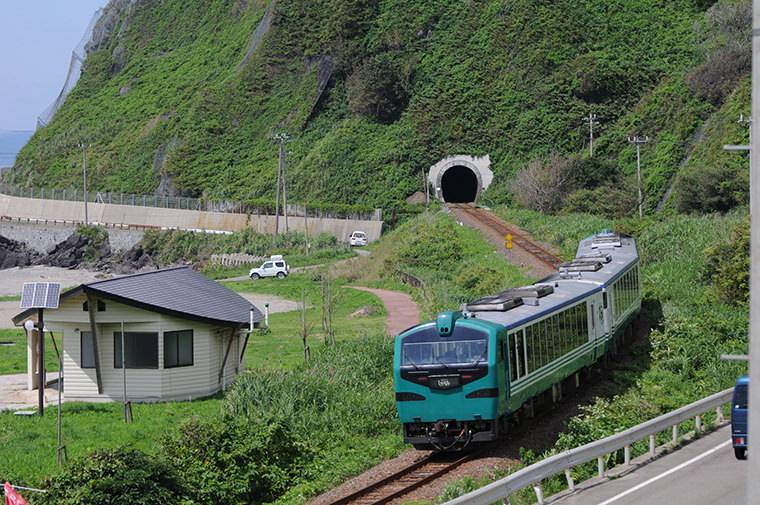 リゾートしらかみ