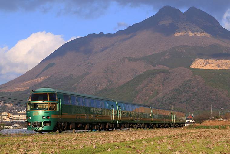 特急ゆふいんの森