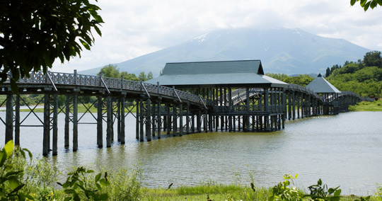 鶴の舞橋