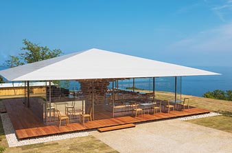 アカオハーブ&ローズガーデン