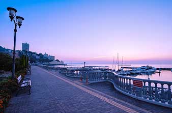 熱海親水公園ムーンテラス