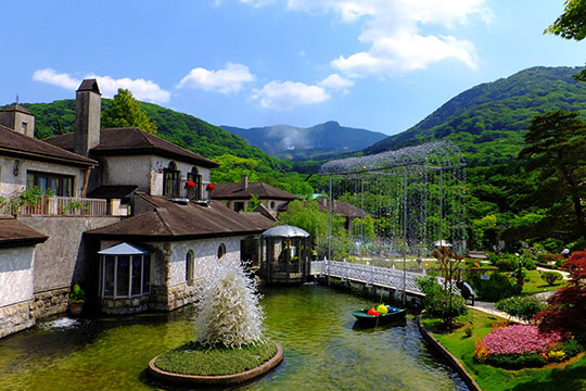 箱根ガラスの森美術館