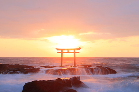 神磯の鳥居(大洗磯前神社)