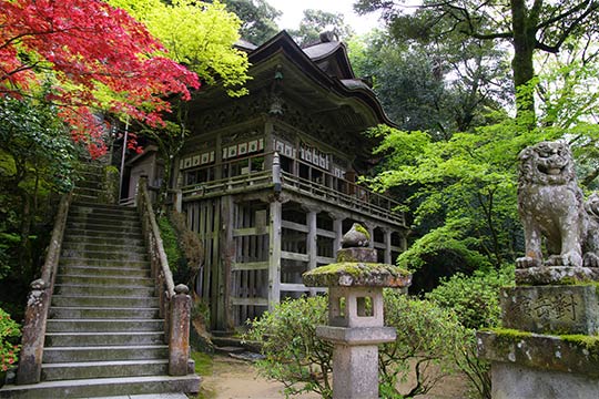 那谷寺（なたでら）