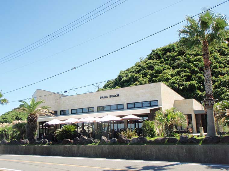 レストラン PALM BEACH