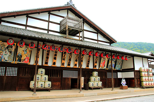 旧金毘羅大芝居「金丸座」