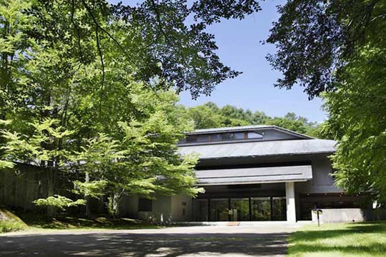 セゾン現代美術館