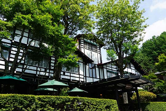 万平ホテル　カフェテラス