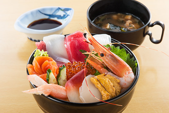 レストラン四季亭　松島ぜいたく丼