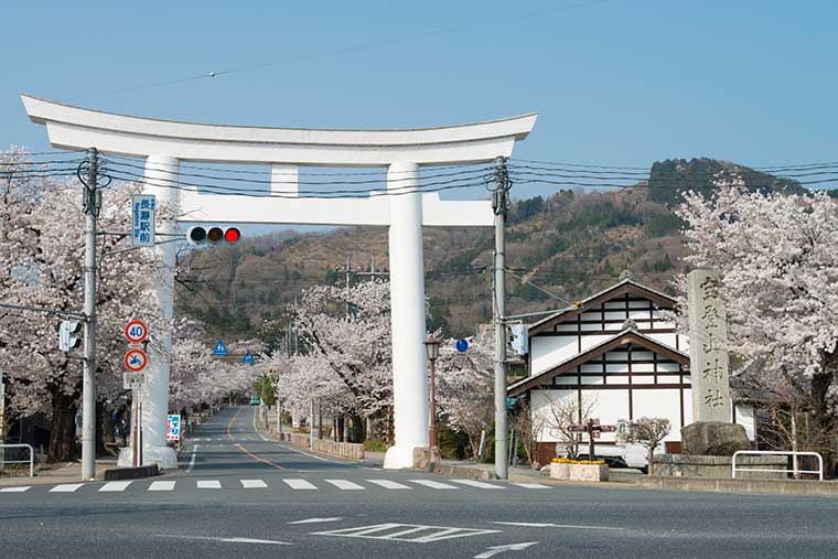 宝登山神社 参道