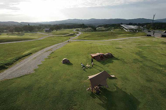 スノーピークヘッドクォーターズキャンプフィールド