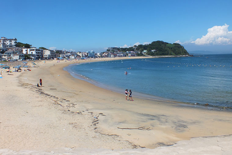 篠島サンサンビーチ