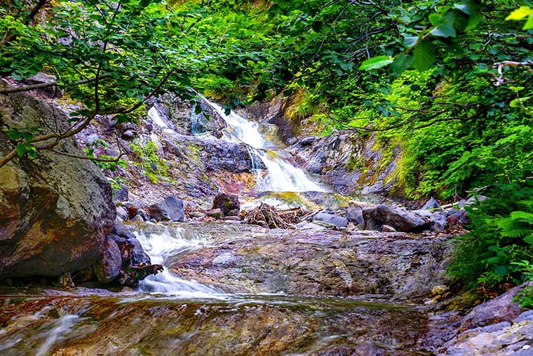 カムイワッカ湯の滝