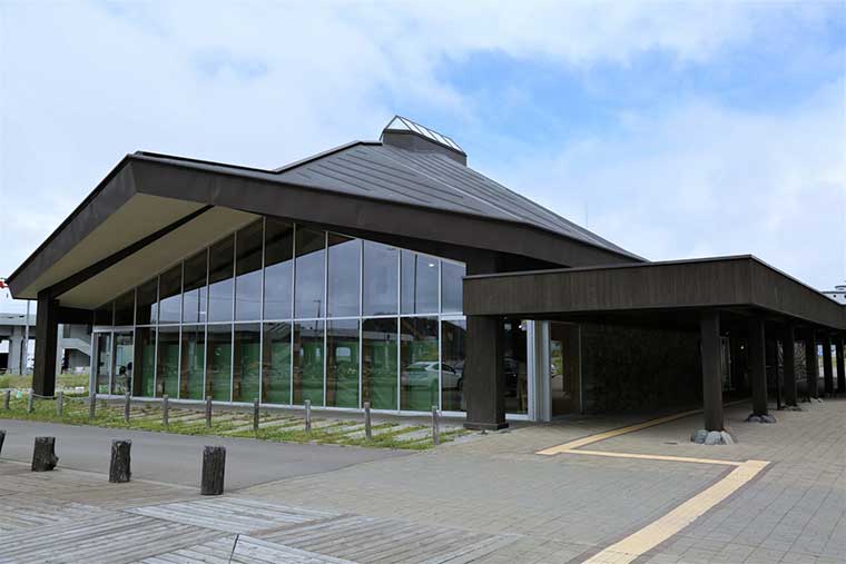 知床世界遺産センター