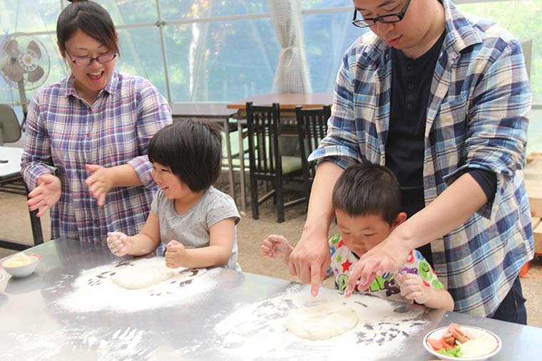しおのえふじかわ牧場 ピザ作り体験