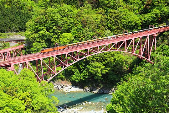 黒部峡谷 トロッコ列車