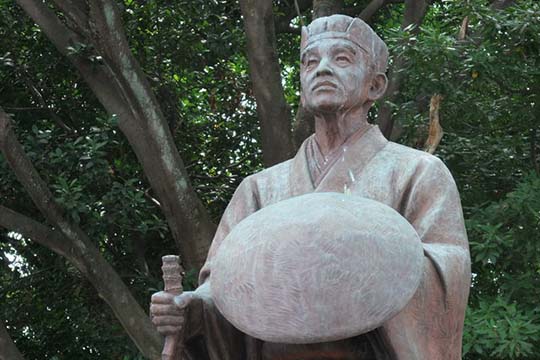 氣比神宮（けひじんぐう）