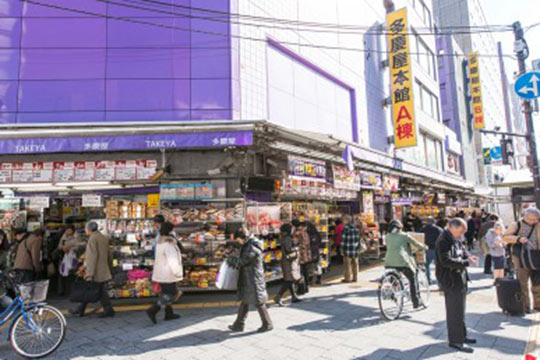 多慶屋(たけや) 御徒町本店