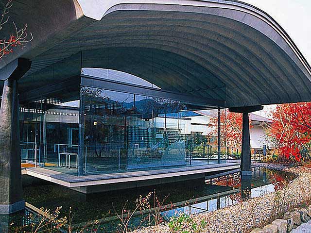 宇治市源氏物語ミュージアム