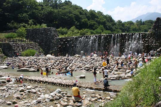 白州・尾白の森名水公園「べるが」