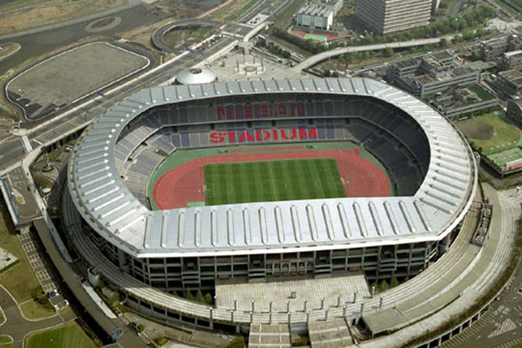 横浜国際総合競技場(日産スタジアム)