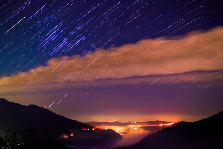 芦ノ湖とオリオン座