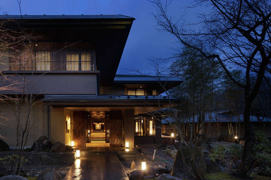 藤七温泉　彩雲荘